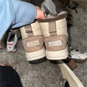 Hey dude boots 7